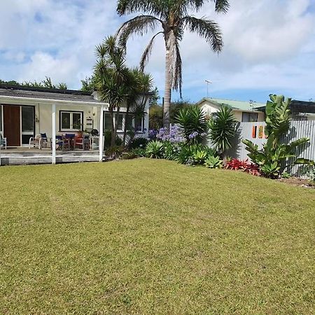 Quintessential Kiwi Bach Villa Oneroa Exterior photo